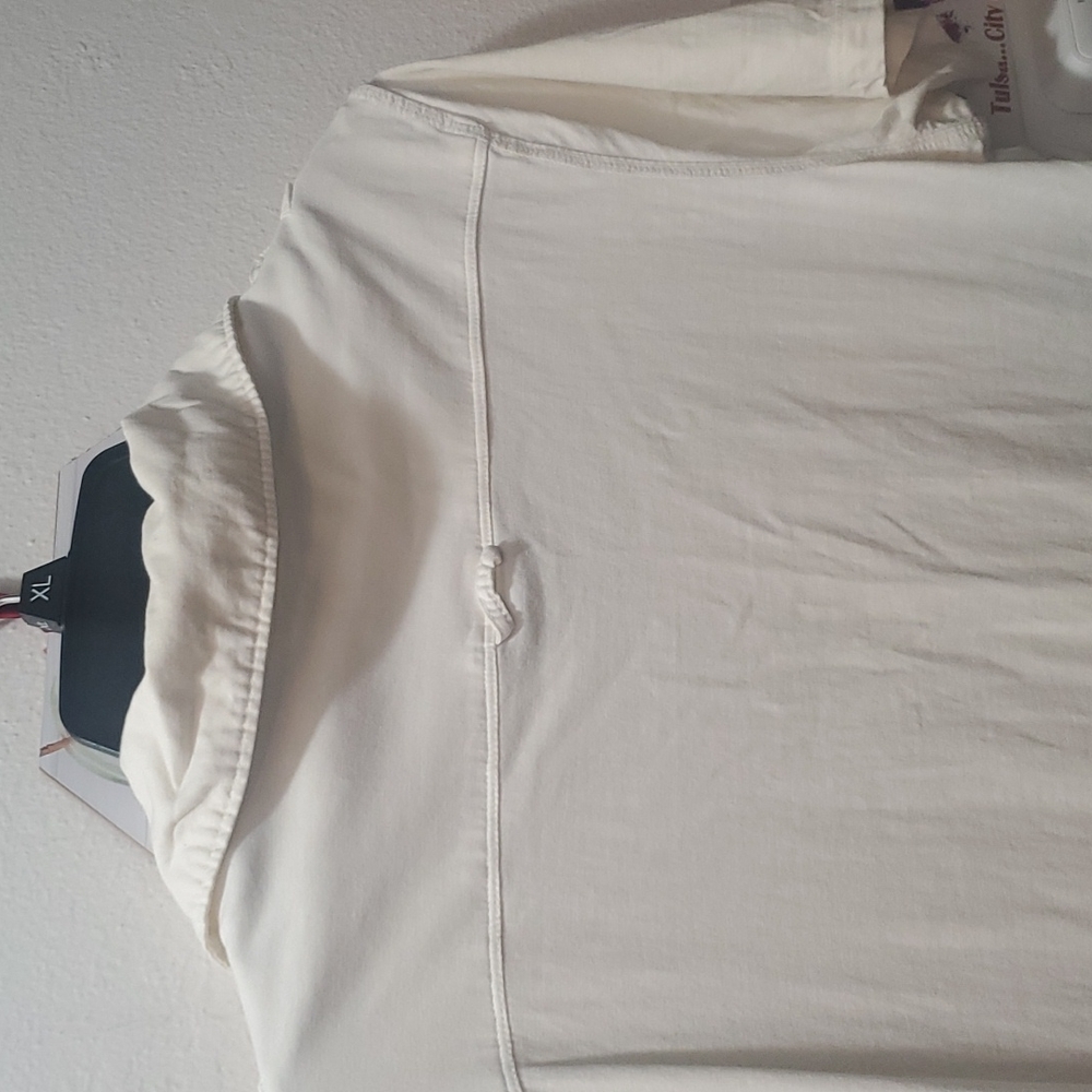 Shirt - Picture 3 of 3